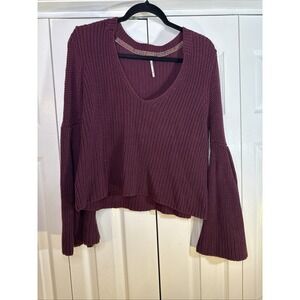 Free People Women's Size S Cropped Sweater Cable Knit Bell Sleeves Burgundy Boho